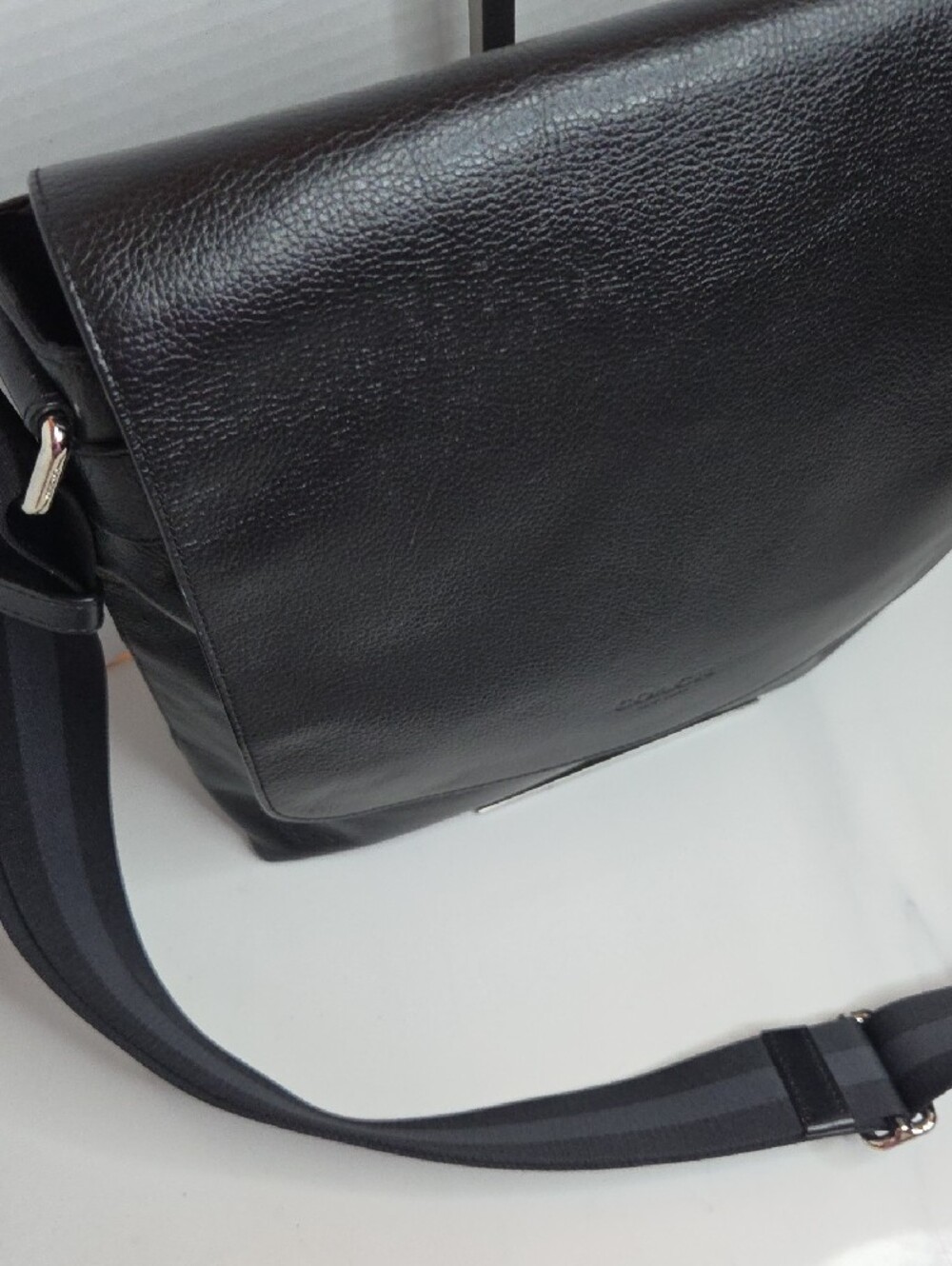 Coach Charles Small Messenger Bag -Style F72362 - Picture 3 of 14